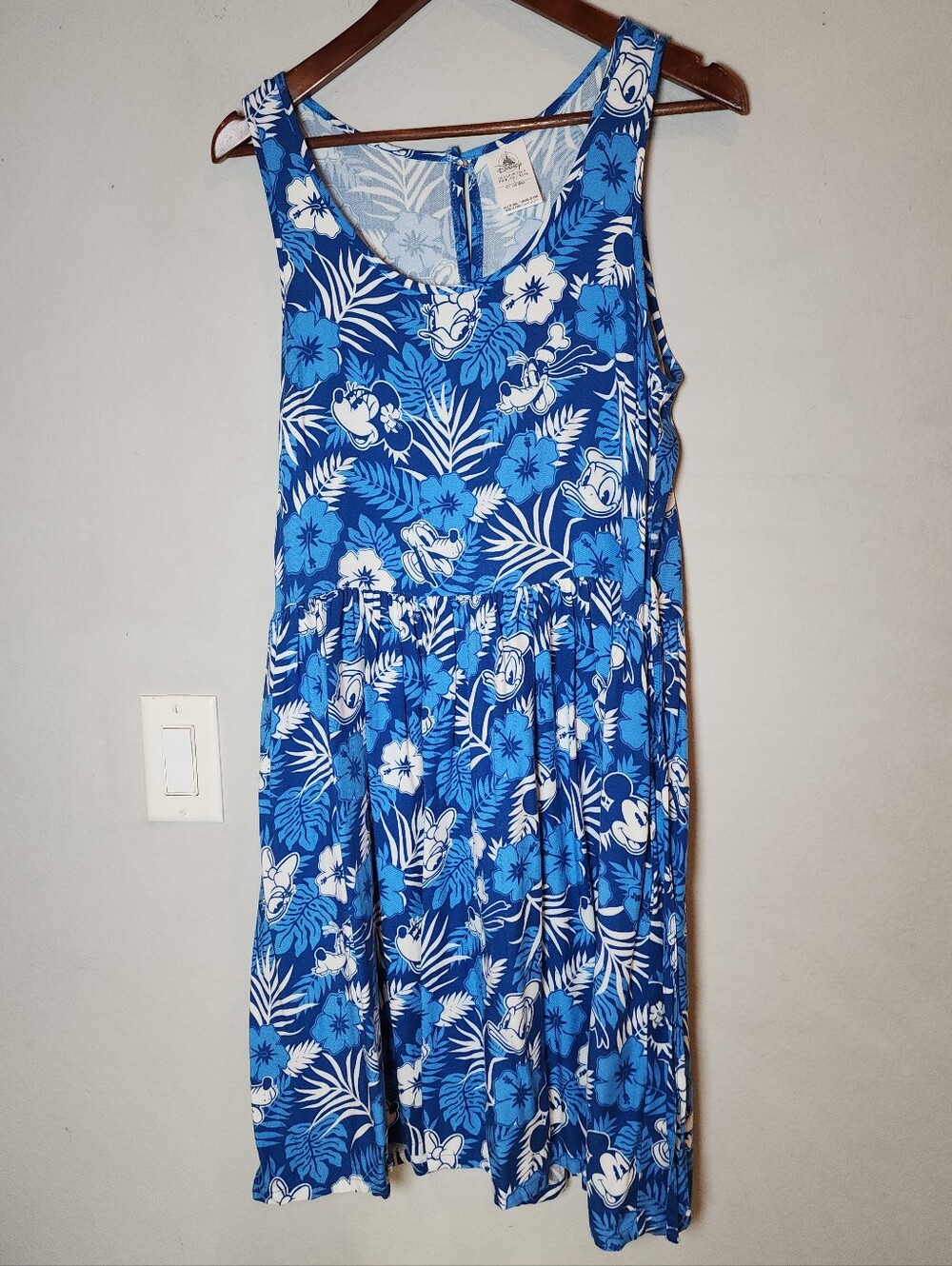 Disney Blue Sleeveless Dress Pockets Mickey Minnie Donald Daisy Pluto Goofy S